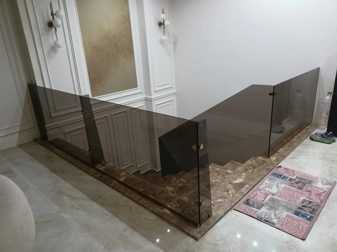 زجاج سيكوريت في أجا — من أعمال لمسة للزجاج