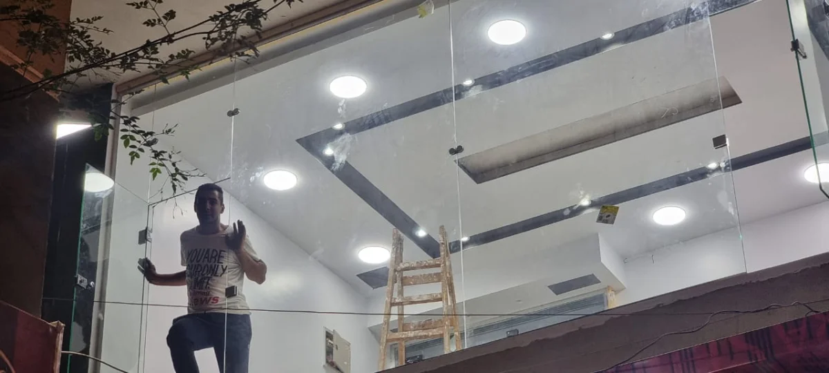 زجاج سيكوريت في بدر — من أعمال لمسة للزجاج