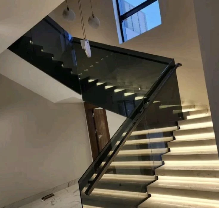 زجاج سيكوريت في فيصل — من أعمال لمسة للزجاج